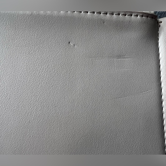 YSL Beaute beige pouch/clutch - Picture 2 of 8